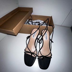 Steve Madden black heels 👠
